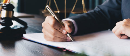 Avocat en droit des affaires